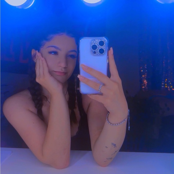 xoxo_elexis